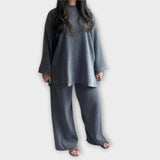Ingrid - Plus Size Ribatud Komplekt